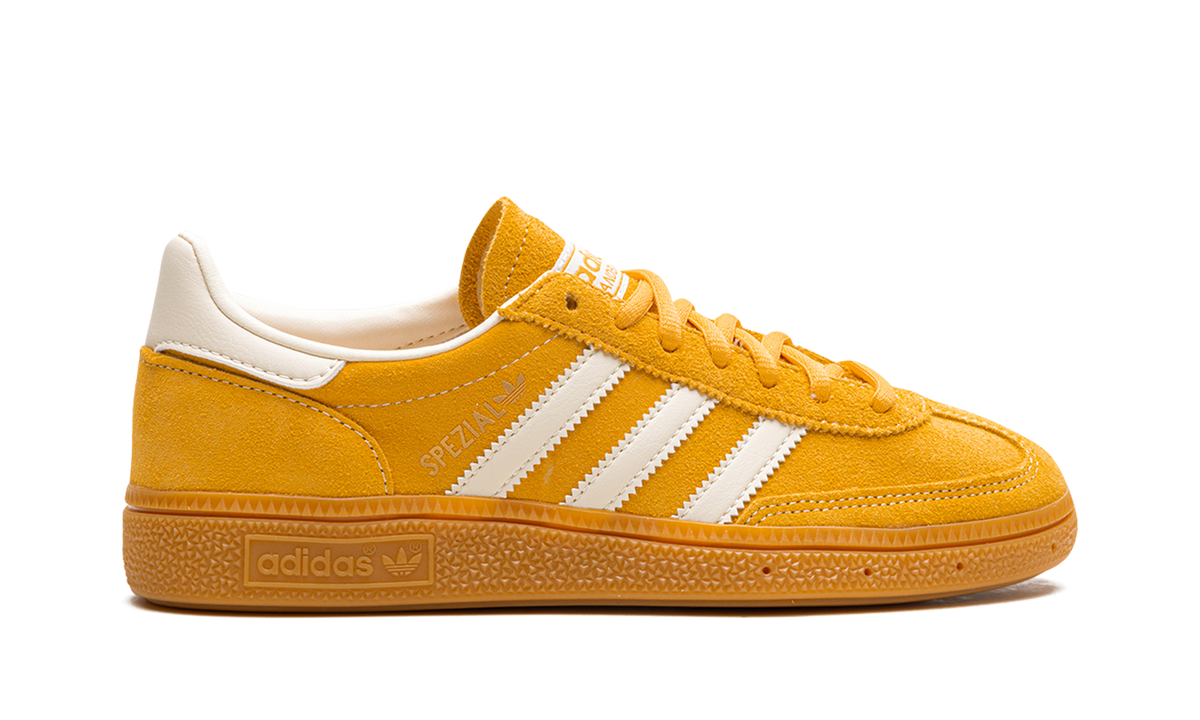 Overkicks - Adidas Handball Spezial Preloved Yellow (IF7088) - detalle talón