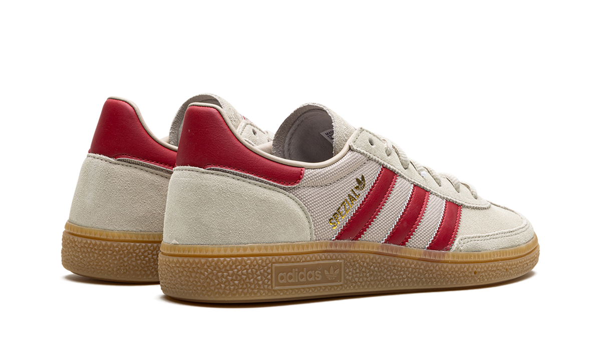 Overkicks - Adidas Handball Spezial Putty Grey Team Victory Red Wonder Beige (IF9529) - par completo
