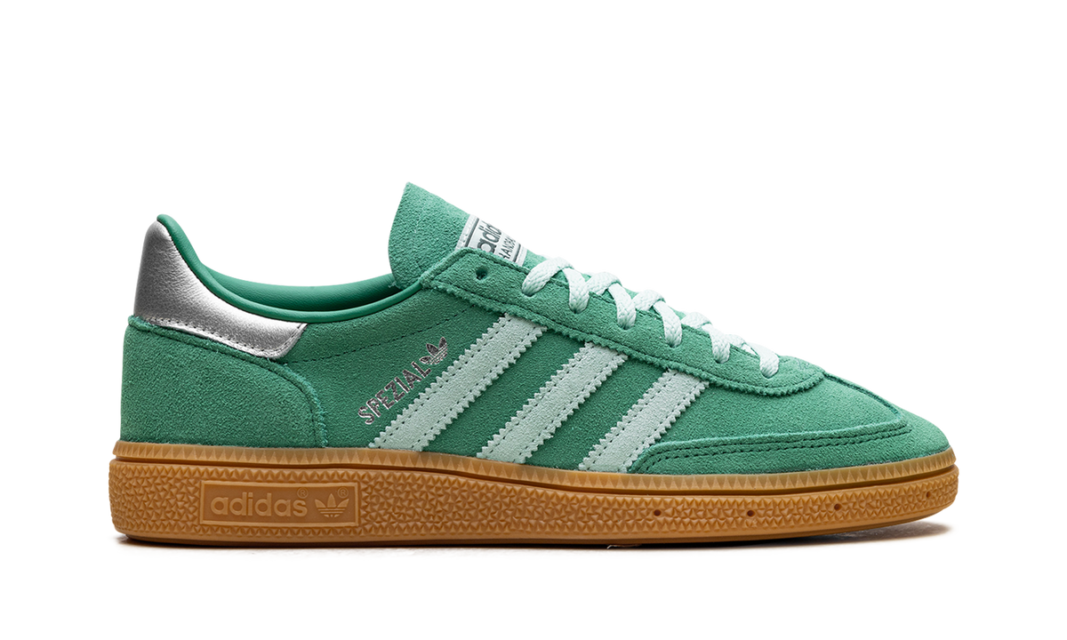Overkicks - Adidas Handball Spezial Semi Court Green Clear Mint Gum (JS2908) - detalle talón