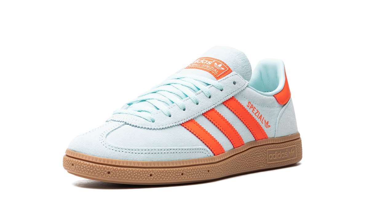 Overkicks - Adidas Handball Spezial Semi Flash Aqua (IH5374) - detalle suela