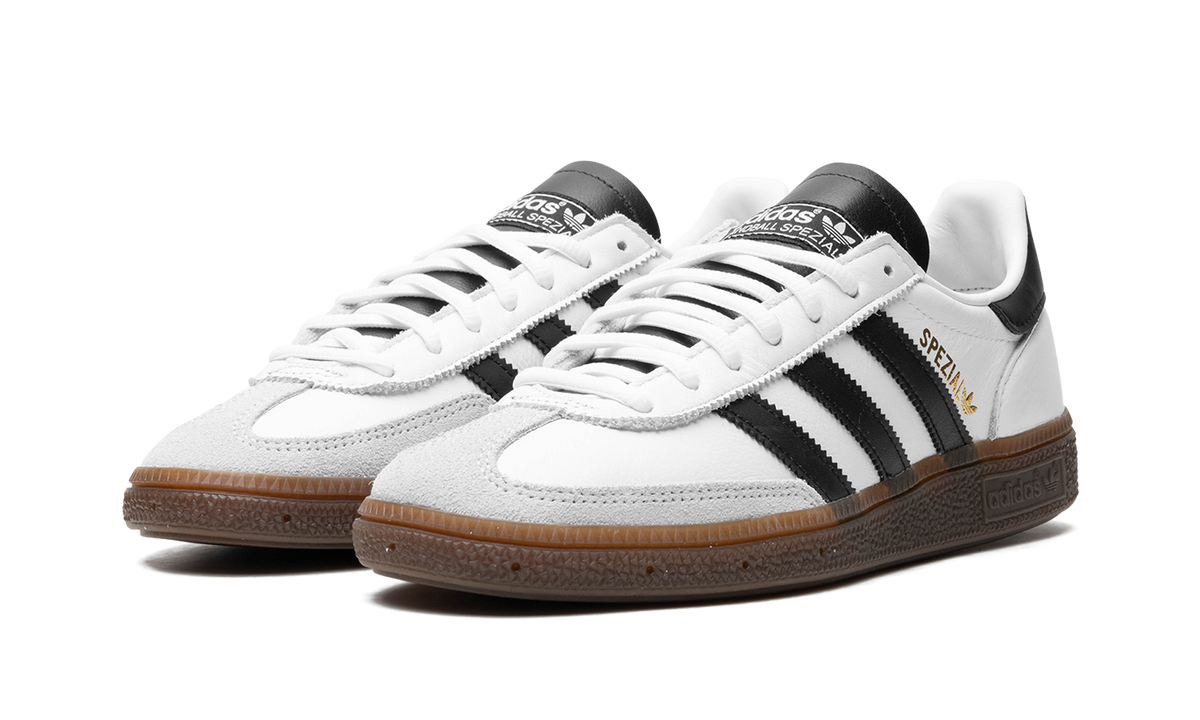 Overkicks - Adidas Handball Spezial White Black Gum (IE3403) - vista trasera