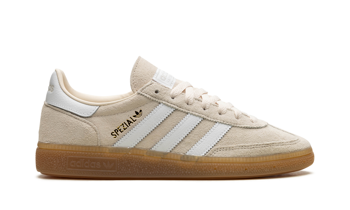Overkicks - Adidas Handball Spezial Wonder White (ID8778) - detalle talón