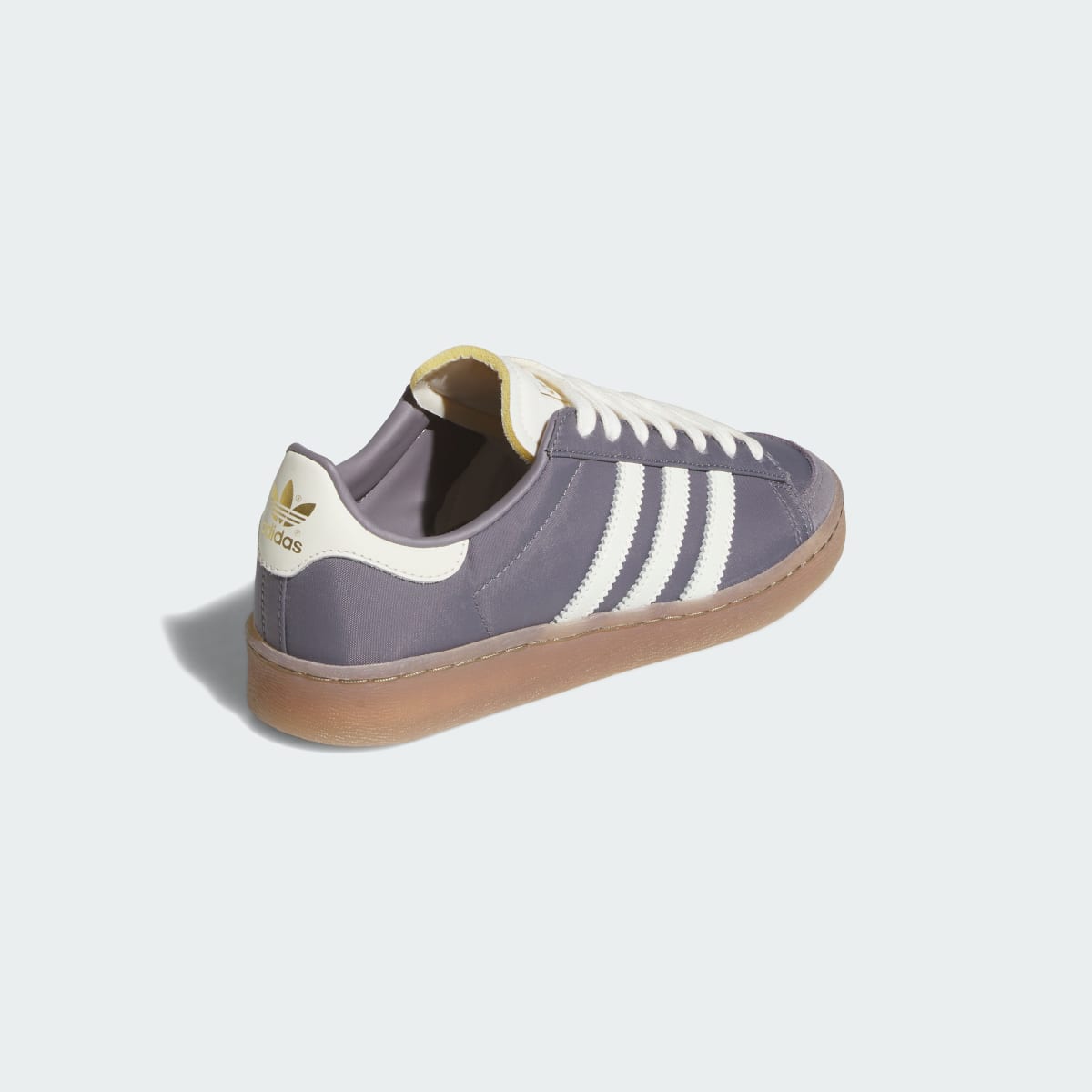 Overkicks - Adidas Jabbar Lo Shadow Violet Off White Gum (Womens) (KI6565) - vista superior
