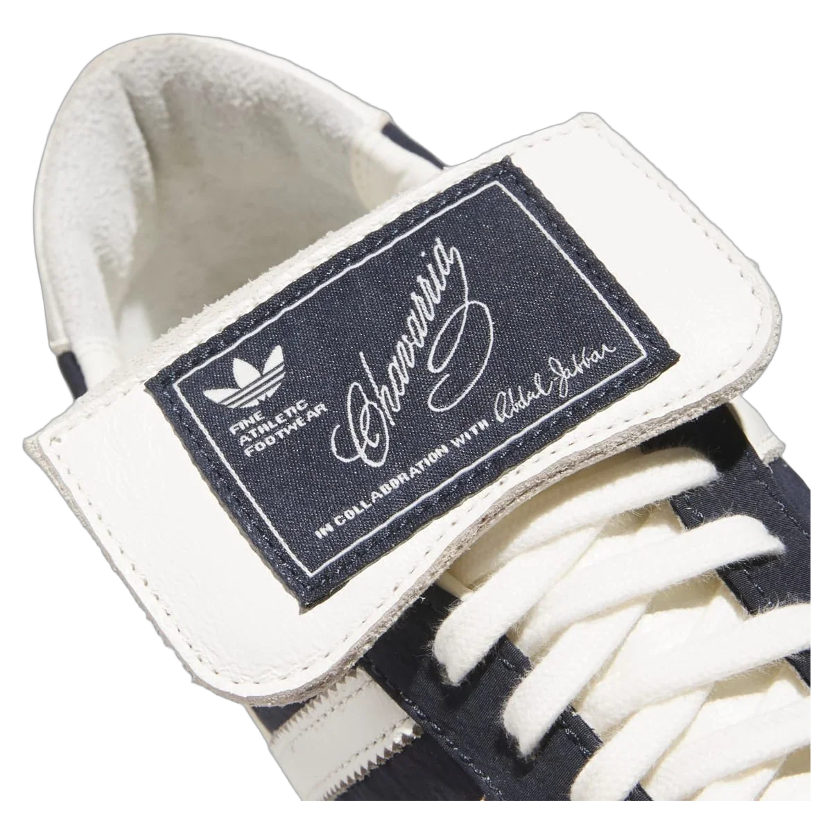 Overkicks - Adidas Jabbar Low Willy Chavarria Legend Ink Off White (KJ4550) - detalle lateral interior