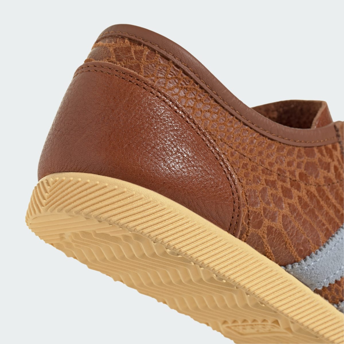 Overkicks - Adidas Japan Decon Croc Dusky Bronze Crystal Sky (Womens) (IH1622) - detalle