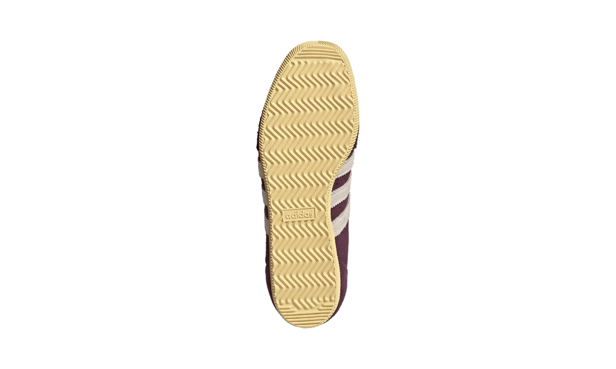 Overkicks - Adidas Japan Maroon Cream White (Womens) (KJ6153) - detalle suela
