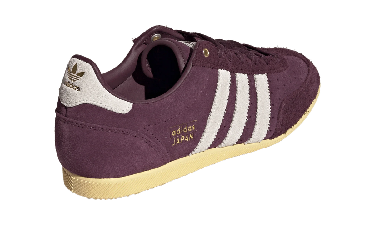 Overkicks - Adidas Japan Maroon Cream White (Womens) (KJ6153) - vista superior