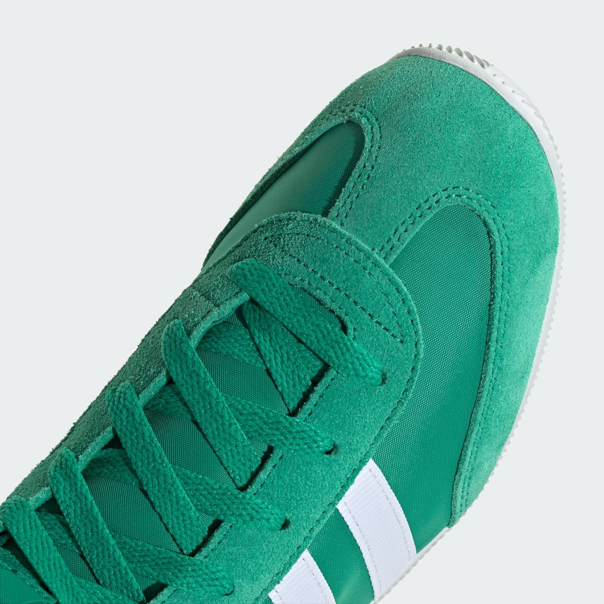 Overkicks - Adidas Japan Mid Court Green White (Womens) (JP9933) - detalle