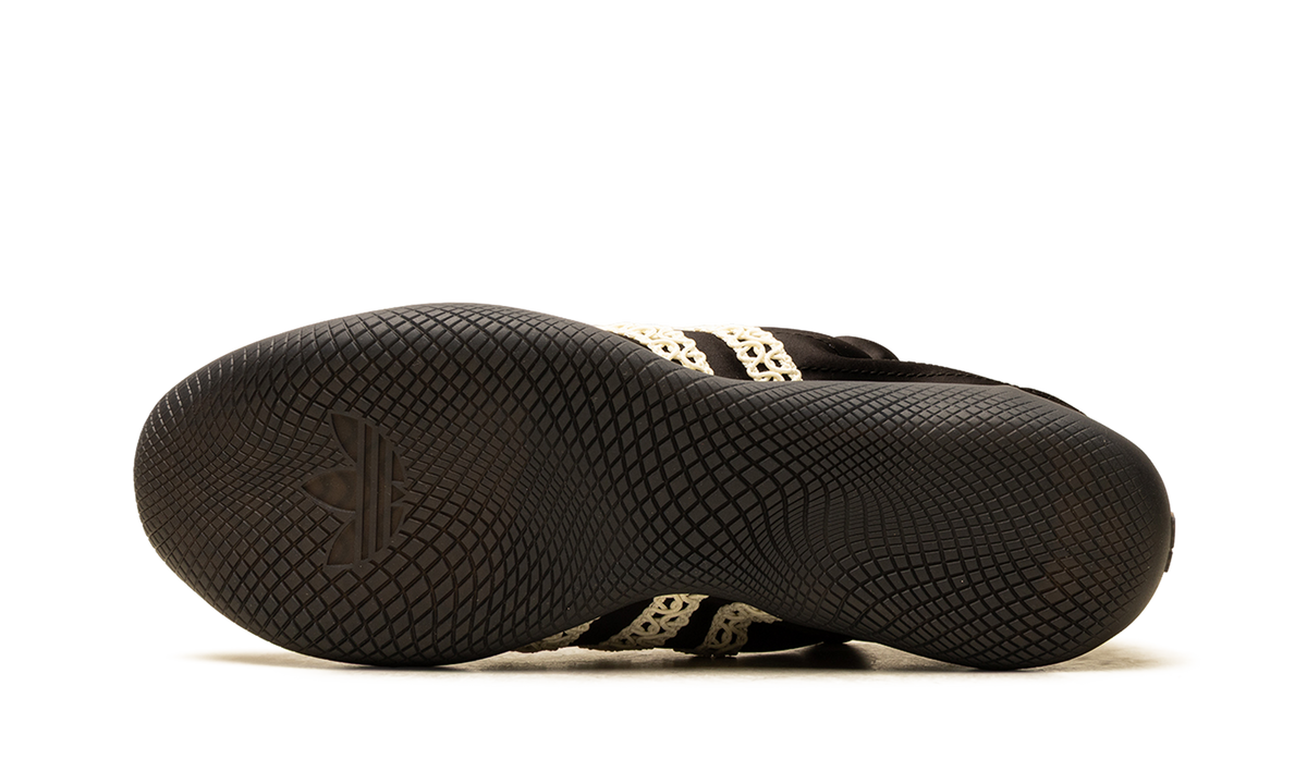 Overkicks - Adidas Karintha Wales Bonner Black White (IH7259) - vista superior