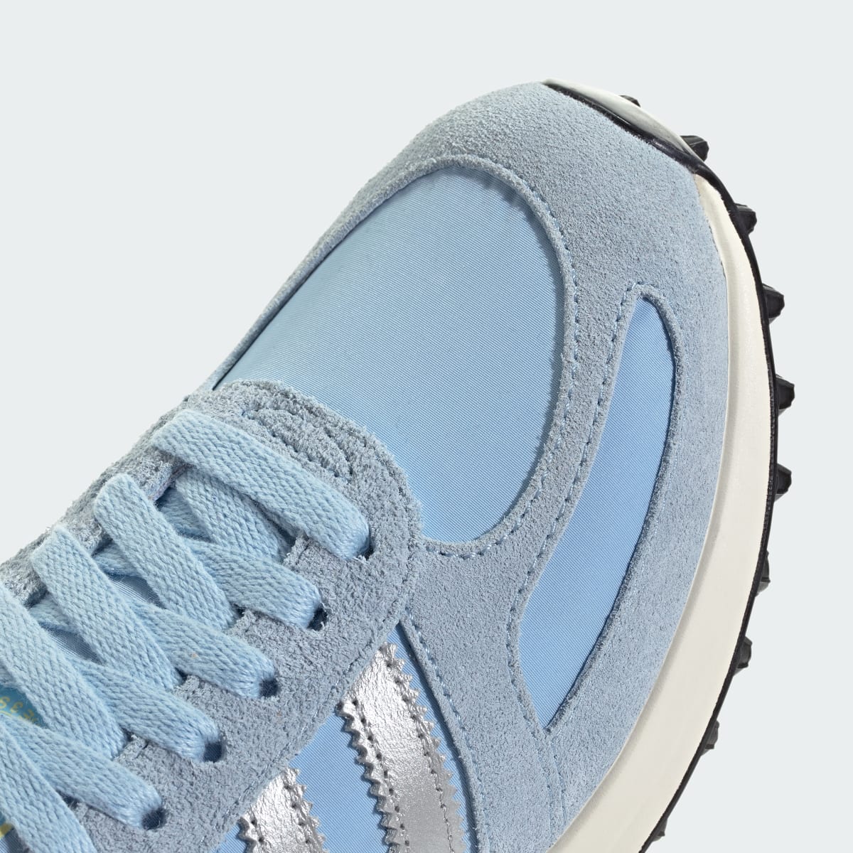 Overkicks - Adidas LA Trainer OG Clear Sky Silver (Womens) (KK4495) - detalle
