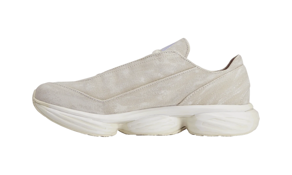 Overkicks - Adidas Lightblaze POD Tyrrell Winston White Off White (KJ3802) - detalle talon