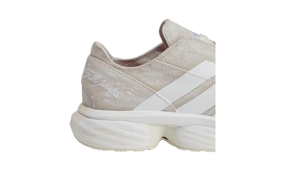 Overkicks - Adidas Lightblaze POD Tyrrell Winston White Off White (KJ3802) - detalle lateral interior