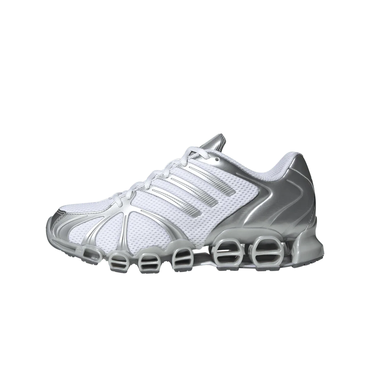 Overkicks - Adidas Mega Ghostride Cloud White Silver Metallic Matte Silver (Womens) (JQ0555) - vista lateral
