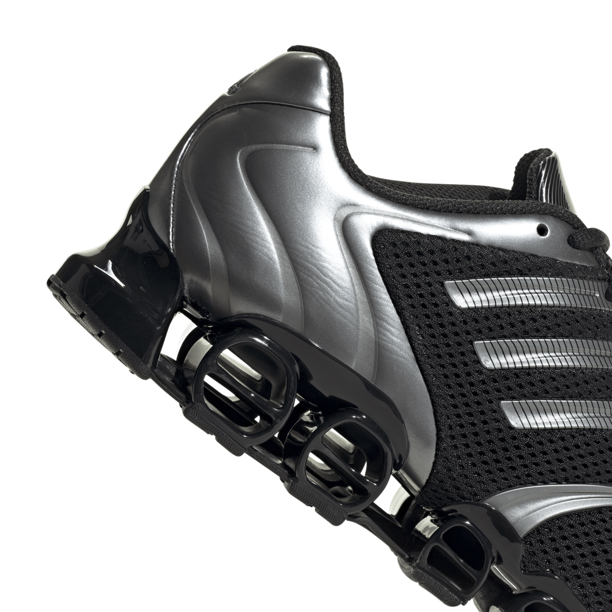 Overkicks - Adidas Mega Ghostride Core Black Iron Metallic (Womens) (JQ0553) - detalle