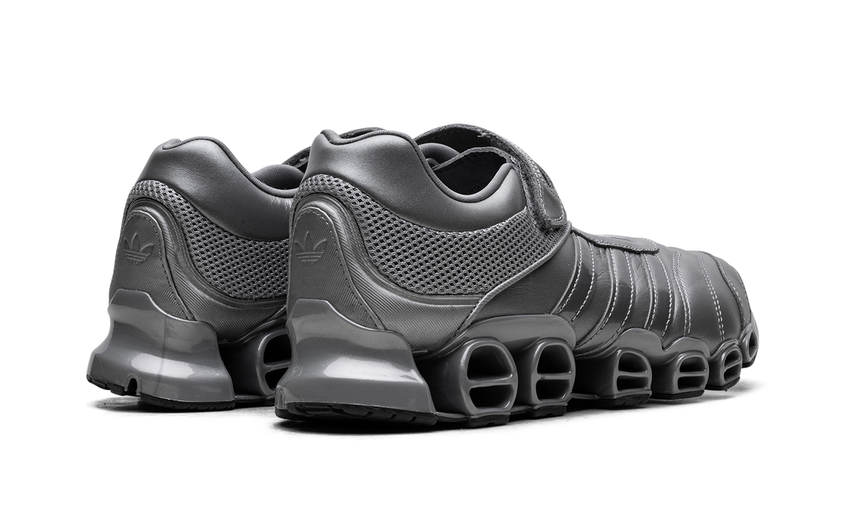 Overkicks - Adidas Megaride Mary-Jane Taqwa Bint Ali Iron Metallic (Womens) (IH8566) - par completo