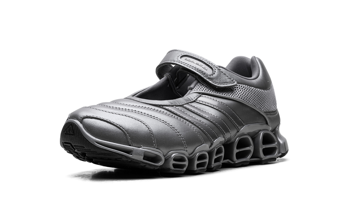 Overkicks - Adidas Megaride Mary-Jane Taqwa Bint Ali Iron Metallic (Womens) (IH8566) - detalle suela