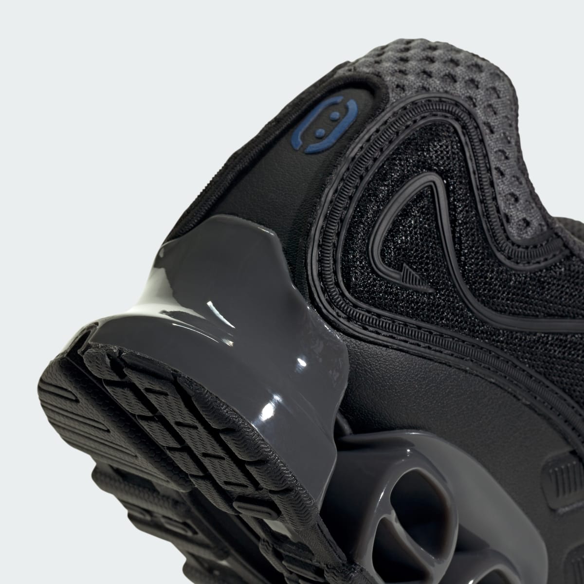 Overkicks - Adidas Megaride O1 Core Black Carbon Cloud White (GS) (JR1104) - imagen 9