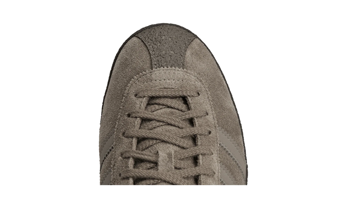 Overkicks - Adidas Mendacino II SPZL Blanch Brown (KK3671) - detalle