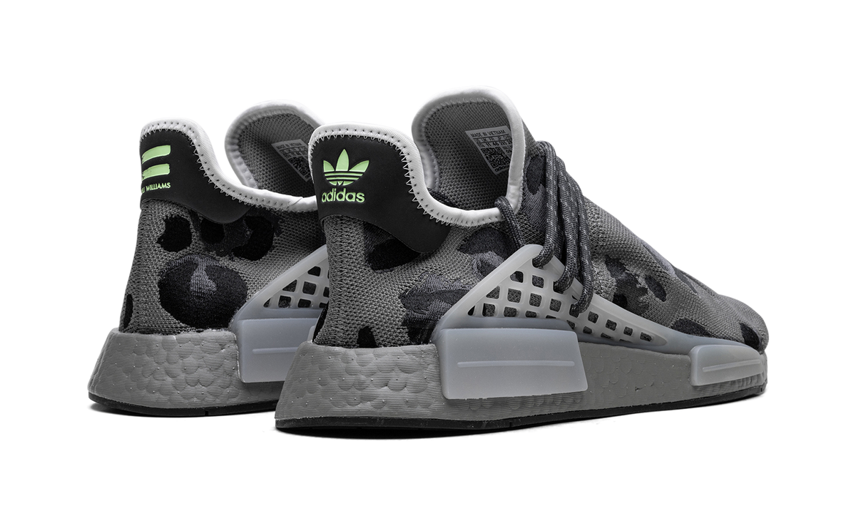 Overkicks - Adidas NMD Hu Pharrell Animal Print Ash Grey (ID1531) - par completo