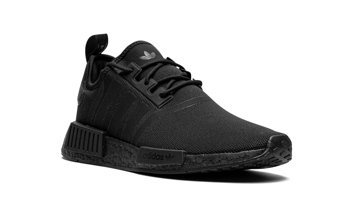 Overkicks - Adidas NMD R1 Primeblue Triple Black (GZ9256) - detalle lateral interior