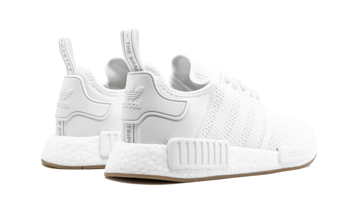 Overkicks - Adidas NMD R1 White Gum (D96635) - par completo