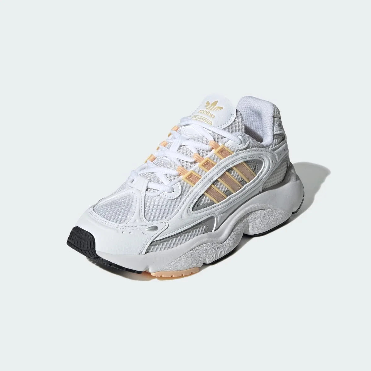 Overkicks - Adidas Ozmillen Cloud White Glow Orange Crystal Sand (Womens) (ID0572) - vista trasera