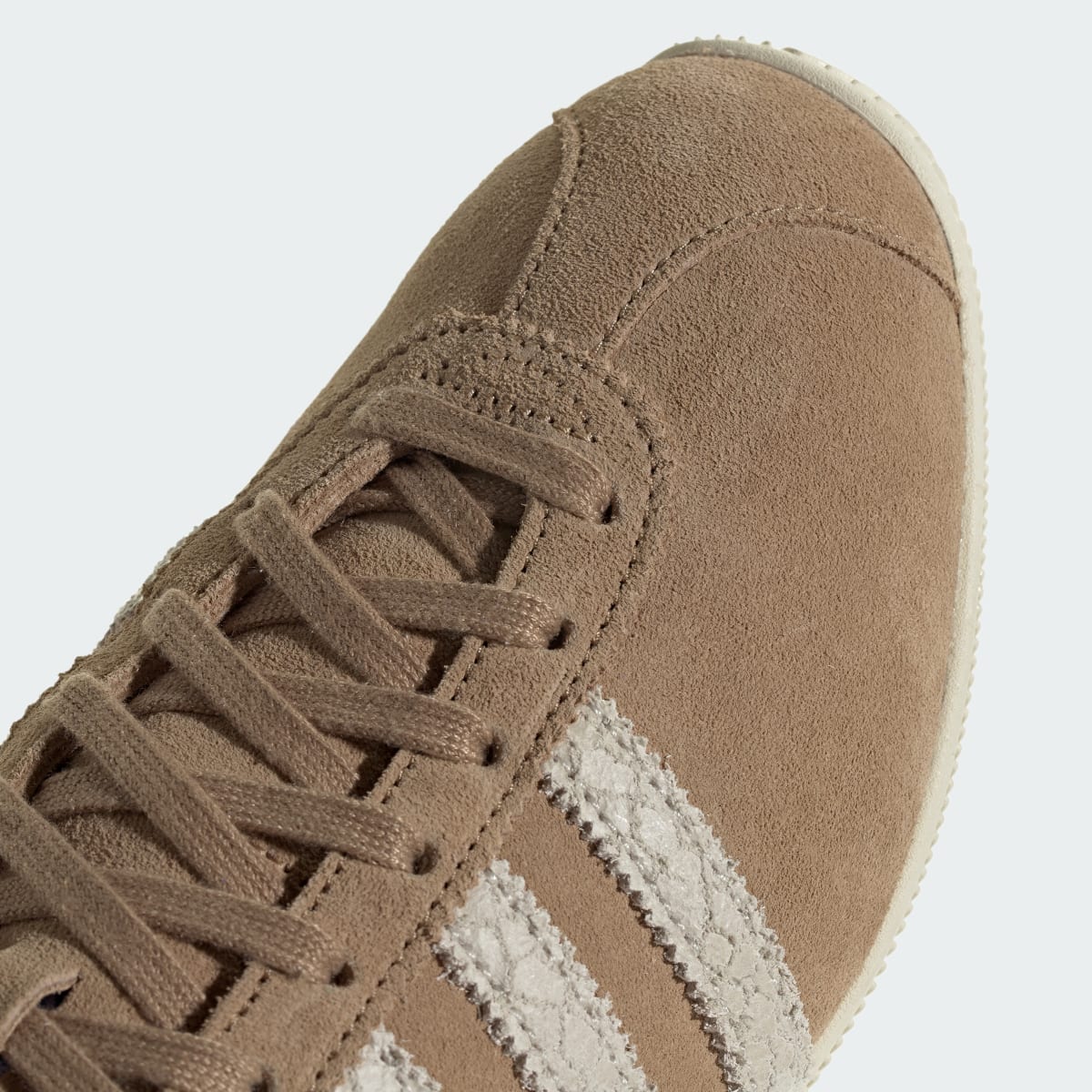 Overkicks - Adidas Paris Cardboard (Womens) (KJ1001) - detalle