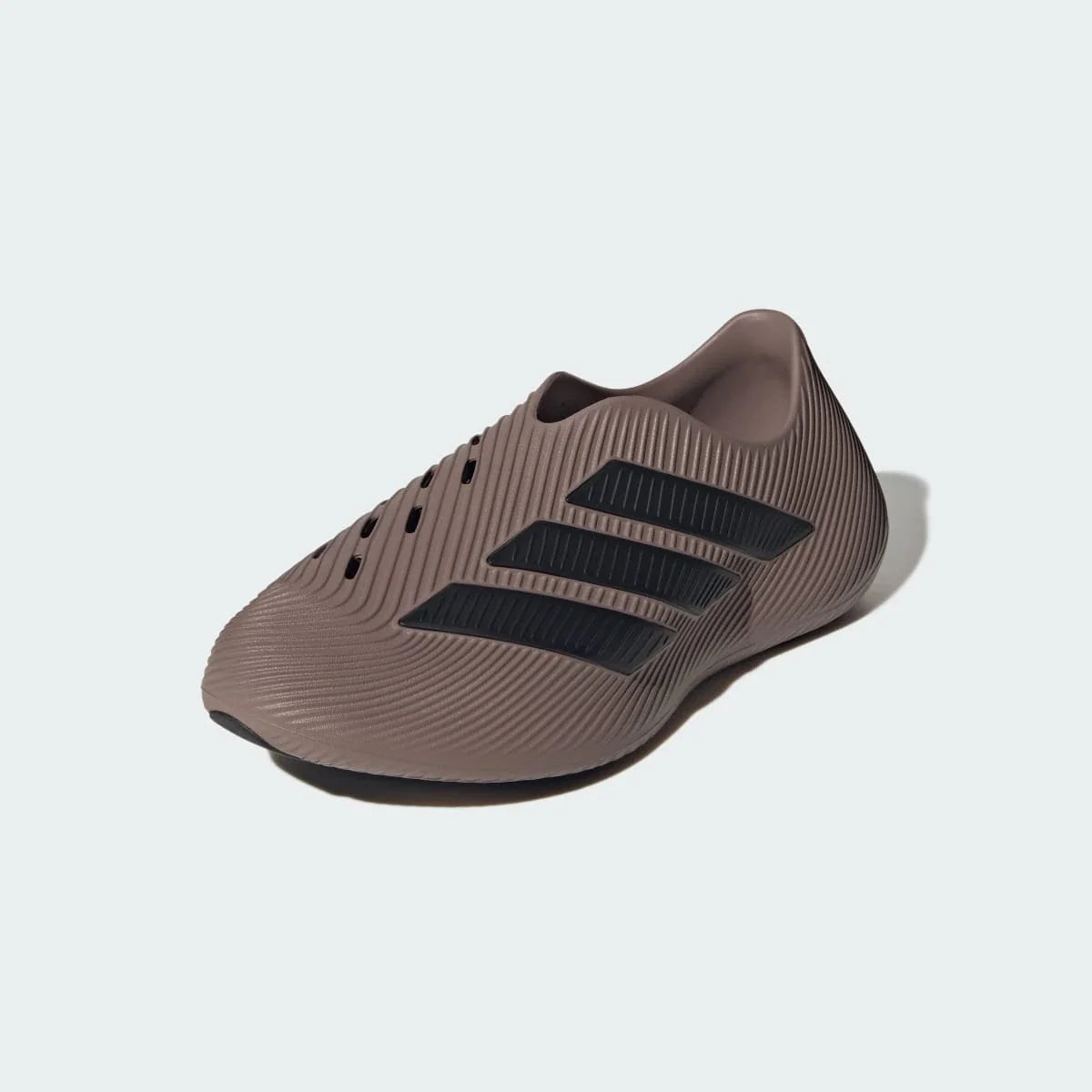 Overkicks - Adidas Purechill Runner Trace Brown Black (KH6422) - vista trasera