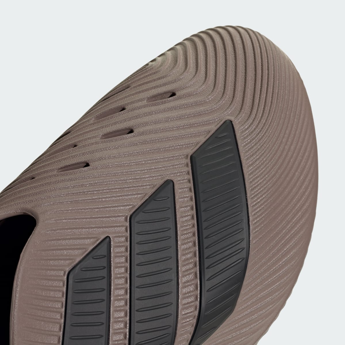 Overkicks - Adidas Purechill Runner Trace Brown Black (KH6422) - detalle