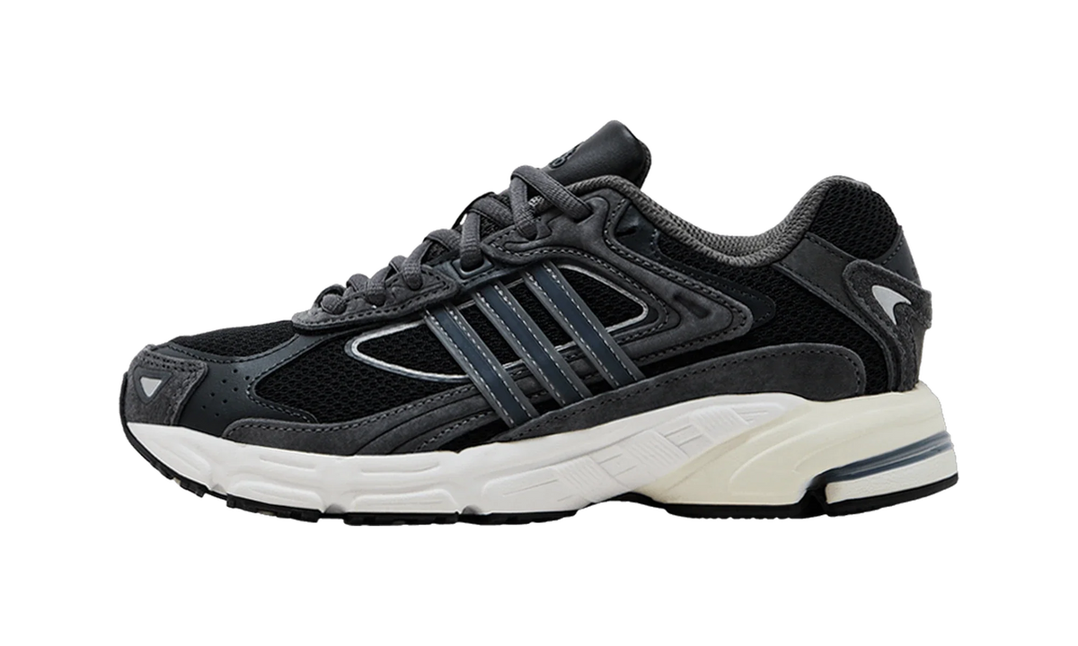 Overkicks - Adidas Response Cl Core Black Carbon (Womens) (ID4291) - vista lateral
