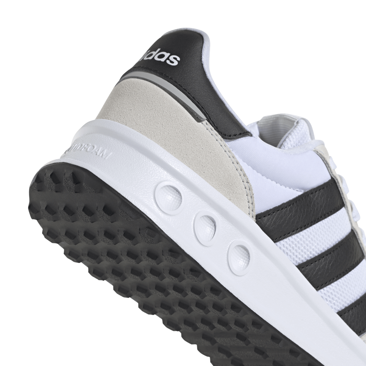 Overkicks - Adidas Run 84 White Black Crystal White (IH8612) - detalle lateral interior