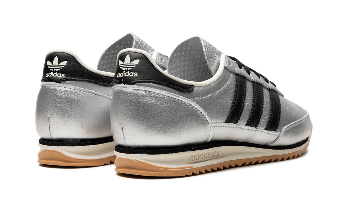Overkicks - Adidas SL 72 OG Silver Metallic Black Gum (JH6363) - par completo