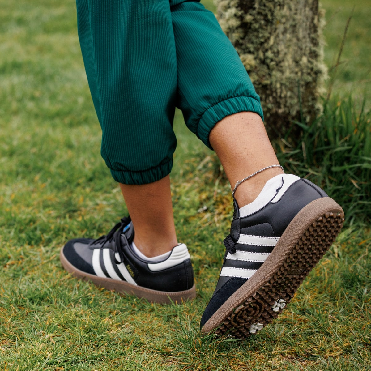 Overkicks - Adidas Samba Golf Core Black Cloud White Gum (IH5168) - detalle