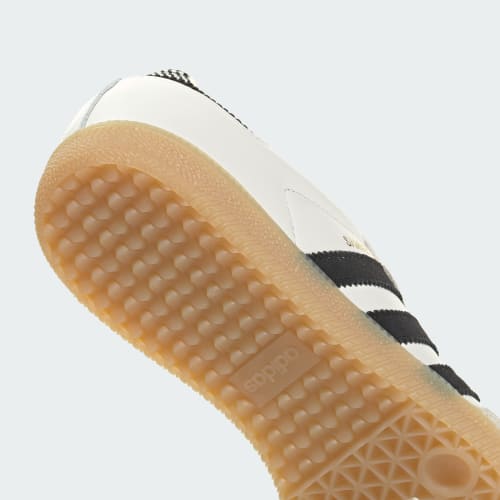 Overkicks - Adidas Samba OG Cloud White Core Black Gum (IH6820) - detalle