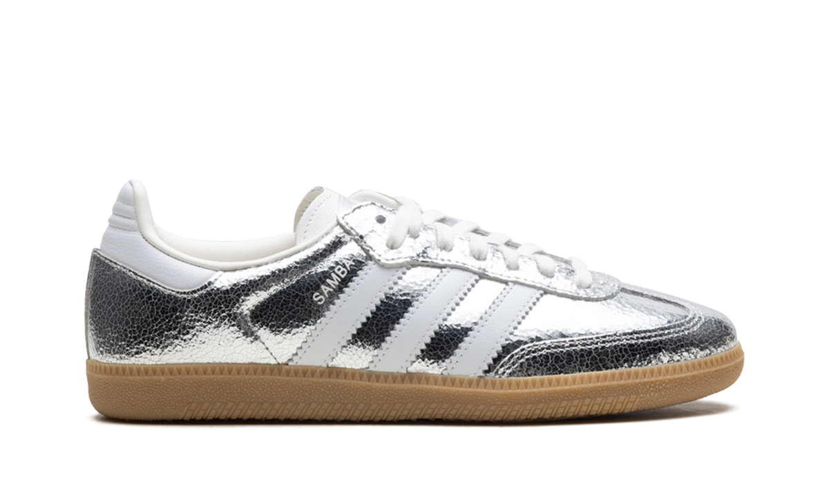 Overkicks - Adidas Samba OG Silver Metallic Cracked Leather (JR0035) - detalle talón