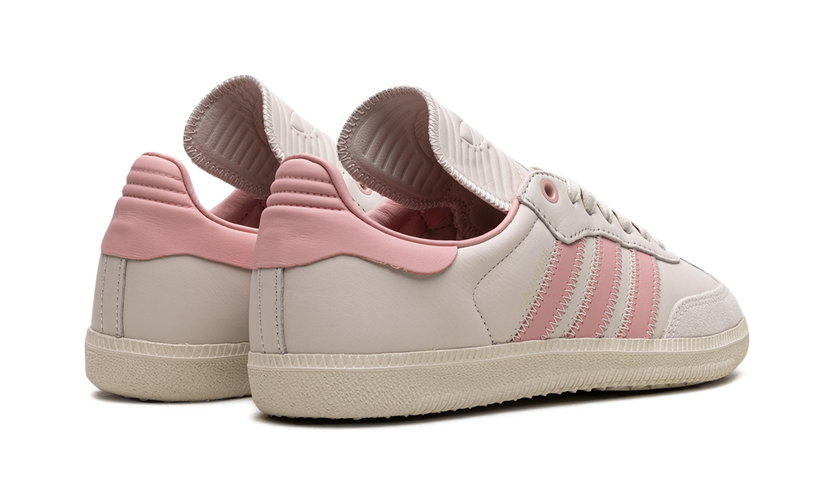 Overkicks - Adidas Samba Pharrell Humanrace Aluminium (ID3127) - par completo