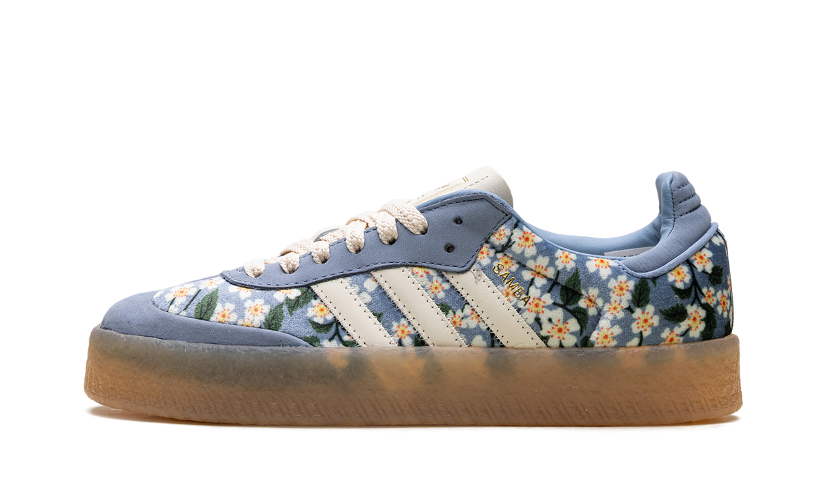 Overkicks - Adidas Sambae Liberty London Floral Embroidery Blue Cream White (Womens) (JQ6046) - vista lateral
