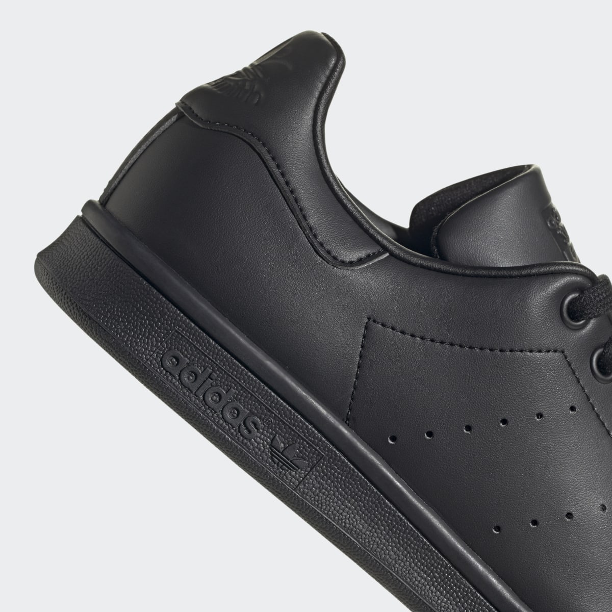 Overkicks - Adidas Stan Smith Primegreen Triple Black (FX5499) - detalle