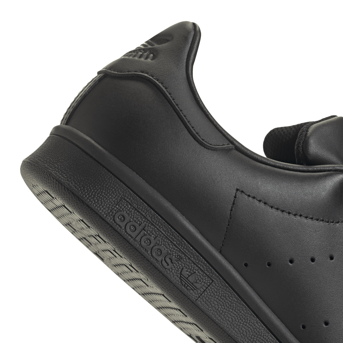 Overkicks - Adidas Stan Smith Triple Black (M20327) - detalle lateral interior