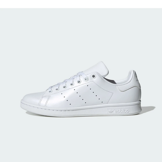 Overkicks - Adidas Stan Smith Triple White (LA6639) - vista lateral