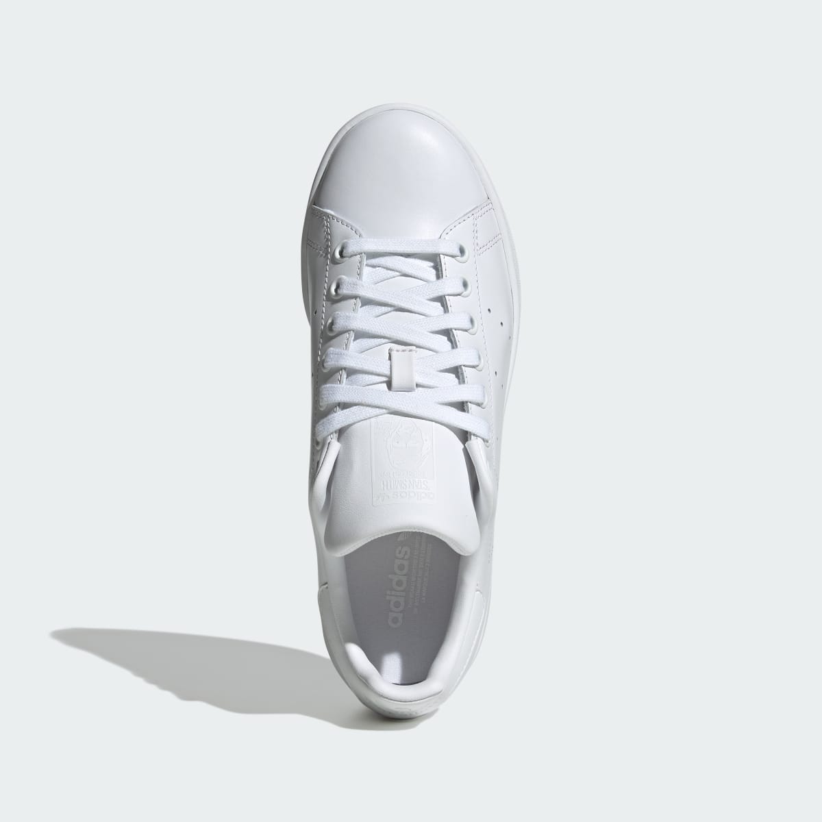 Overkicks - Adidas Stan Smith Triple White (LA6639) - par completo