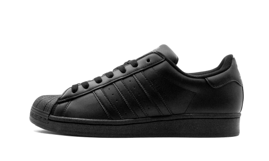 Overkicks - Adidas Superstar All Black (EG4957) - vista lateral