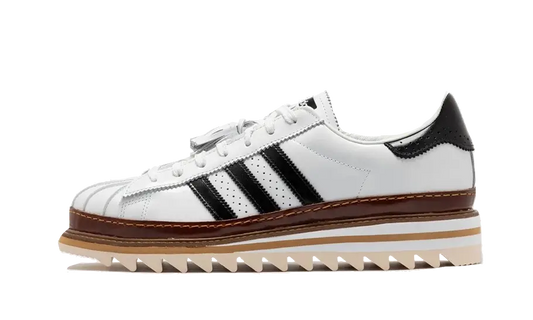 Overkicks - Adidas Superstar CLOT By Edison Chen White Crystal Sand (IH3132) - vista lateral
