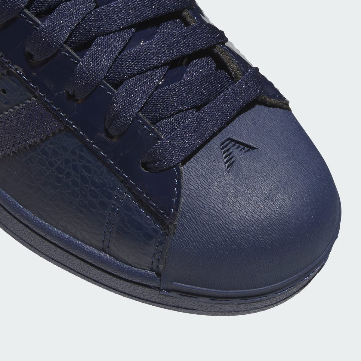 Overkicks - Adidas Superstar II Anthony Edwards Navy Croc (KI6585) - detalle
