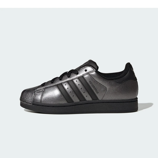 Overkicks - Adidas Superstar II Black Iron Metallic (IH1598) - vista lateral
