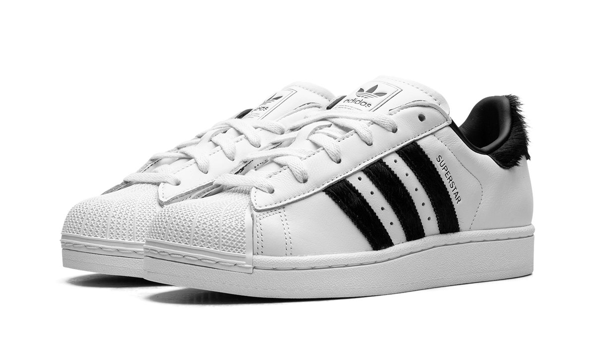 Overkicks - Adidas Superstar II White Black Pony Hair (JH7052) - vista trasera