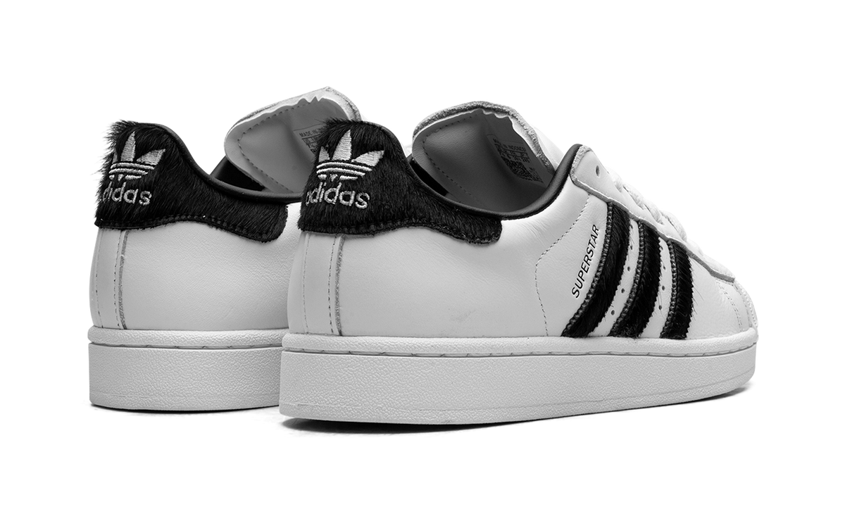 Overkicks - Adidas Superstar II White Black Pony Hair (JH7052) - par completo