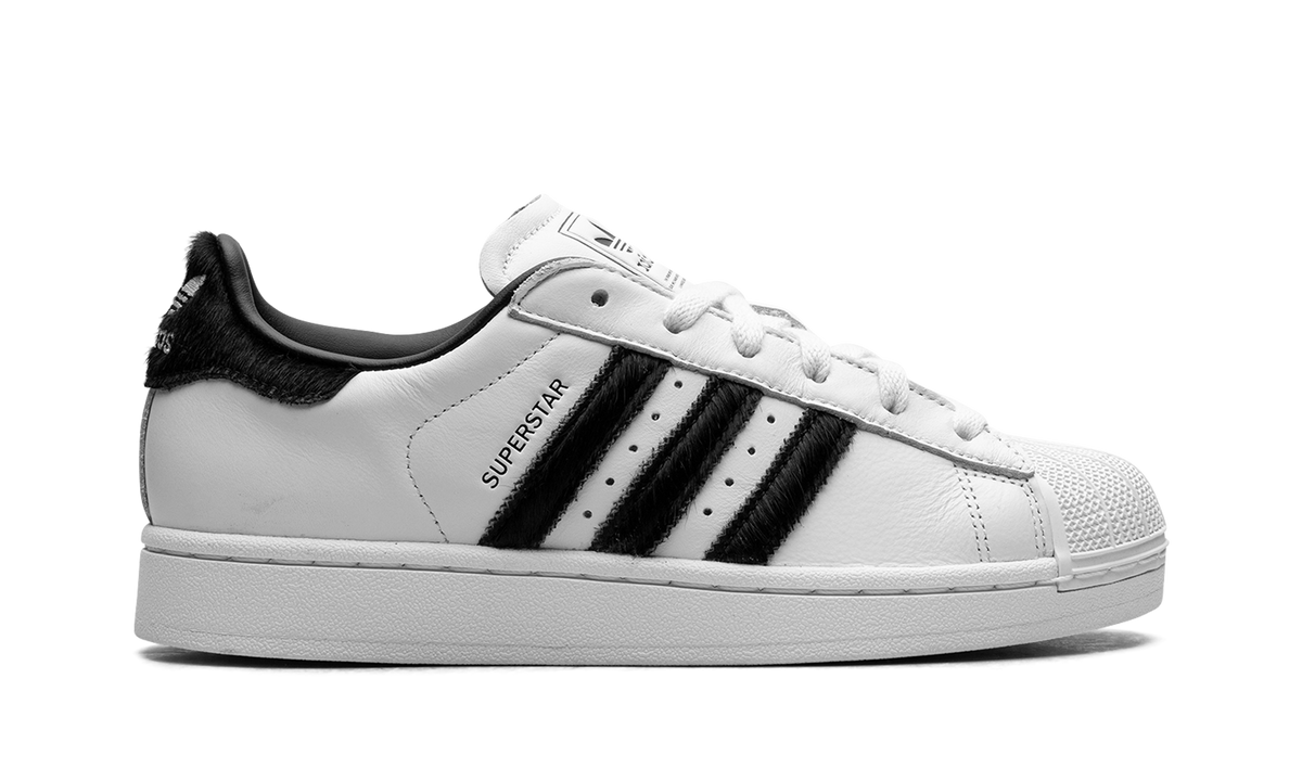 Overkicks - Adidas Superstar II White Black Pony Hair (JH7052) - detalle talón