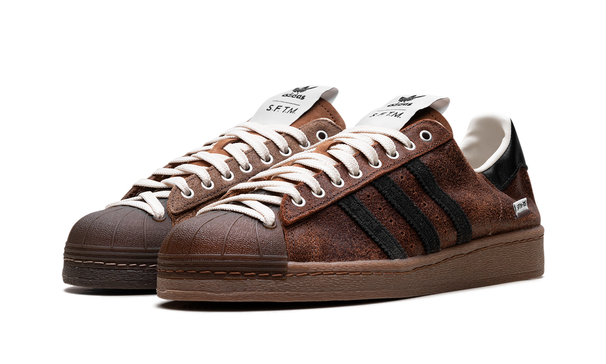 Overkicks - Adidas Superstar Song for the Mute Brown Black (JR8043) - vista trasera