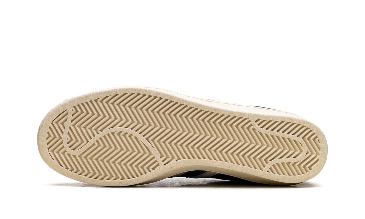 Overkicks - Adidas Superstar Vintage Black White Cream White (JQ3255) - vista superior